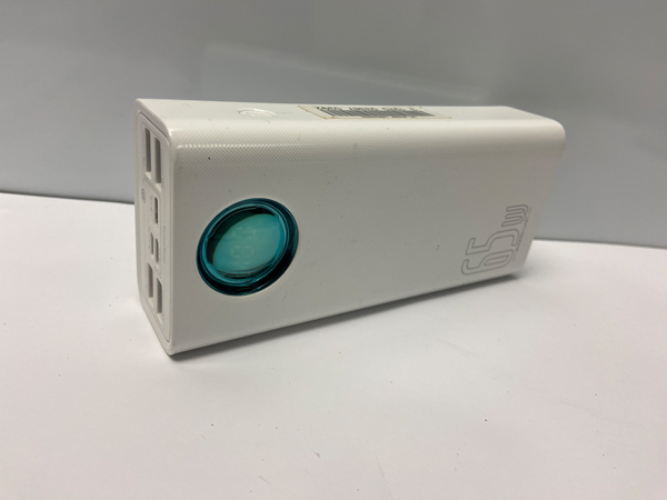 Baseus Portable Charger | UC Irvine Libraries